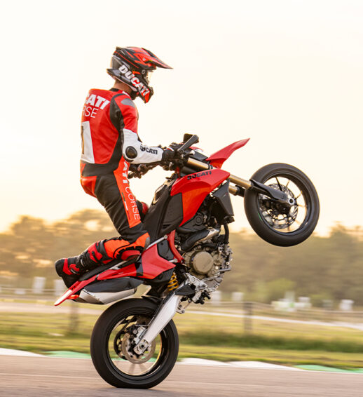 Ducati-Hypermotard-Mono-DWP24-Elettronica-carousel-imgtxt-677×740-04