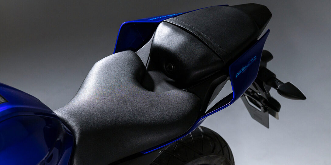 yzf-r125_feature_007_2023_001